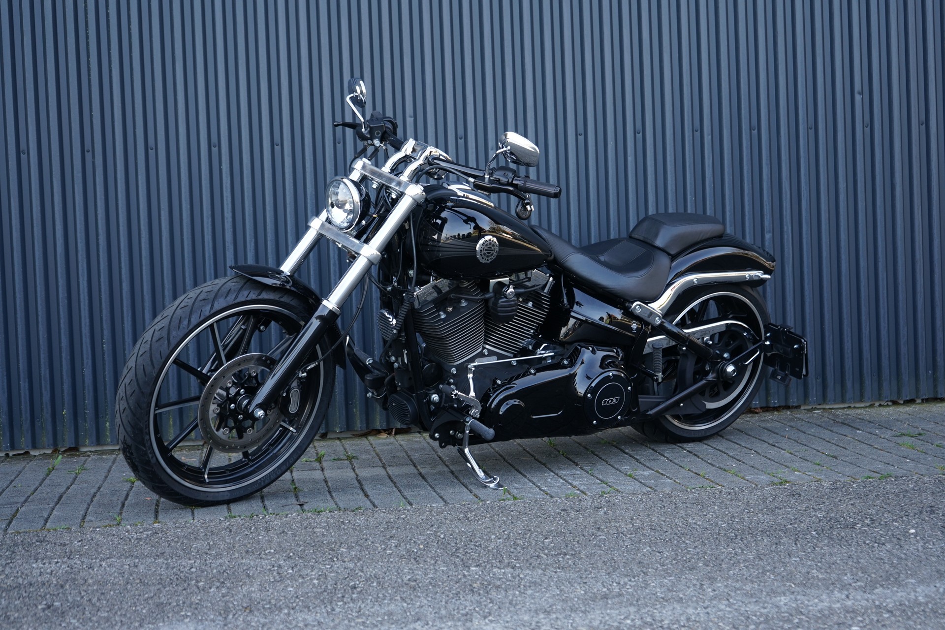 HARLEY-DAVIDSON FXSB Breakout 103 ABS-showroom-element-1