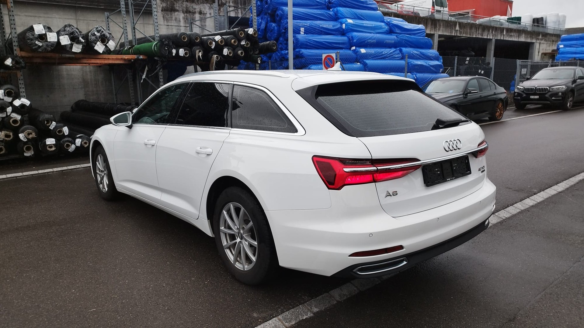 AUDI A6 Avant 40 TDI quattro S-tronic-image-10