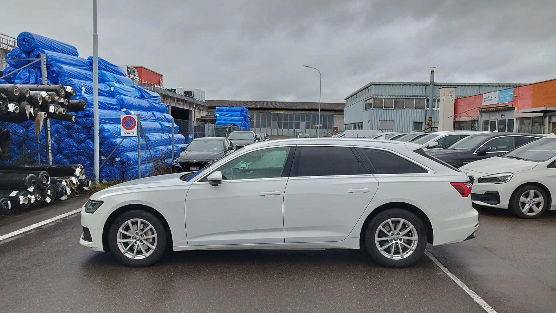 AUDI A6 Avant 40 TDI quattro S-tronic-image-2