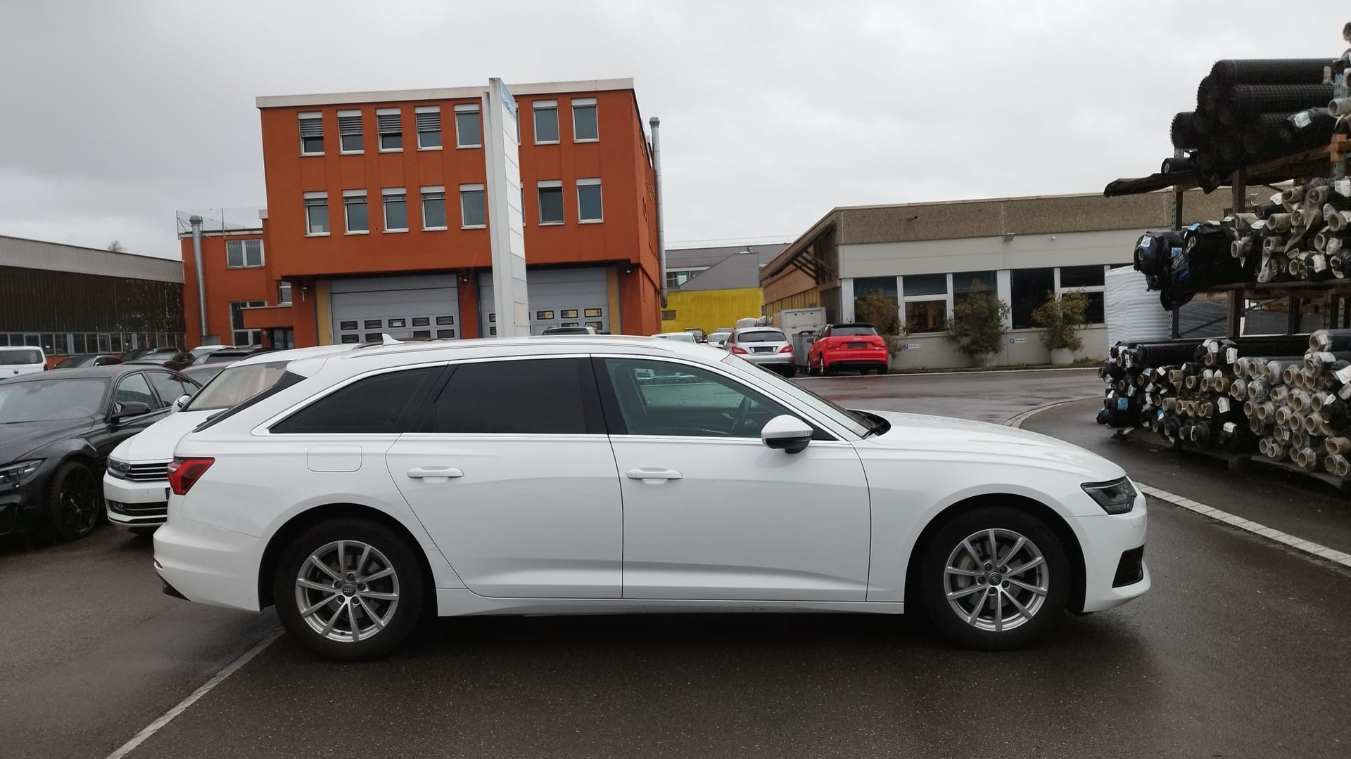 AUDI A6 Avant 40 TDI quattro S-tronic-image-6
