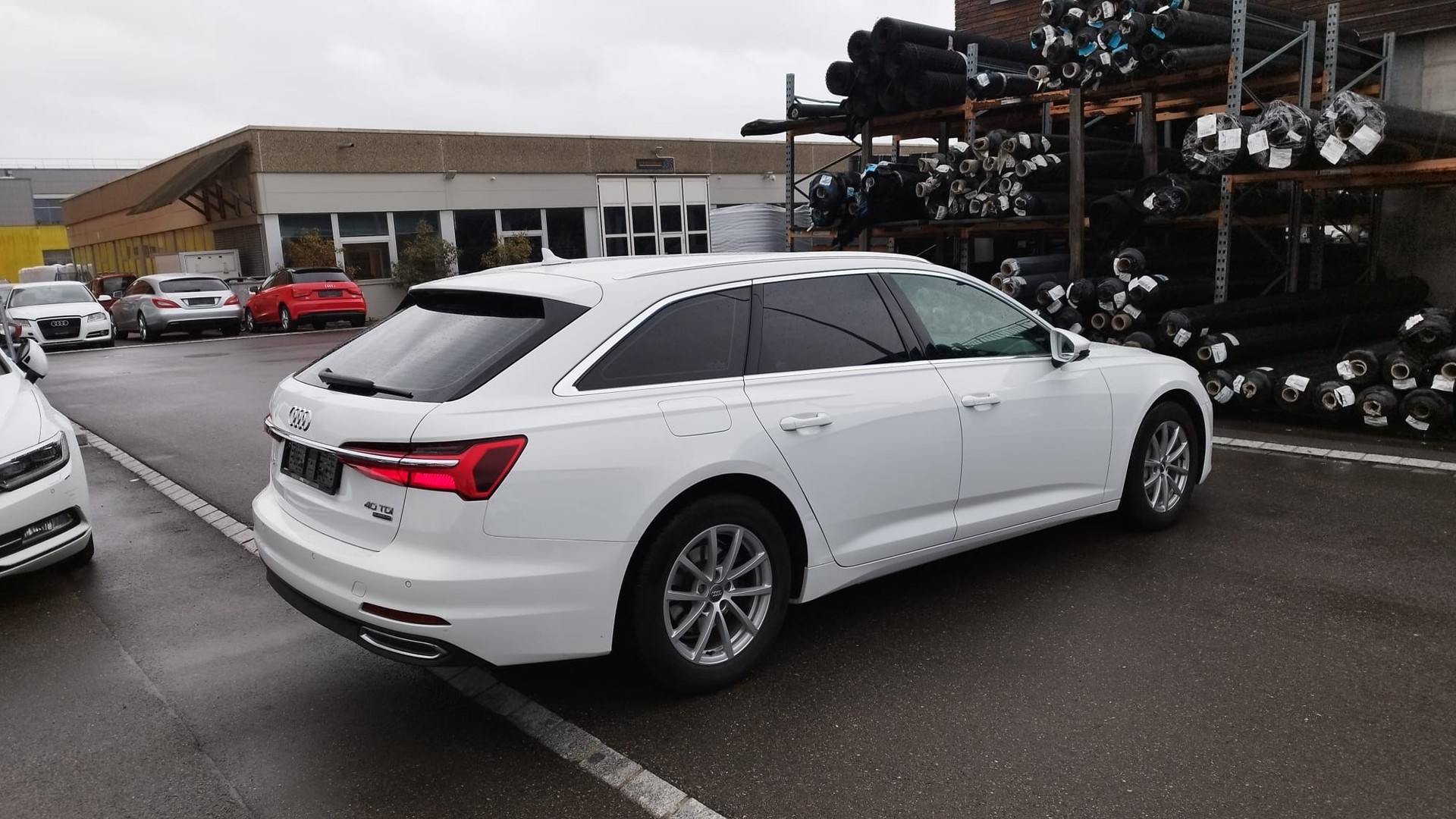 AUDI A6 Avant 40 TDI quattro S-tronic-image-5