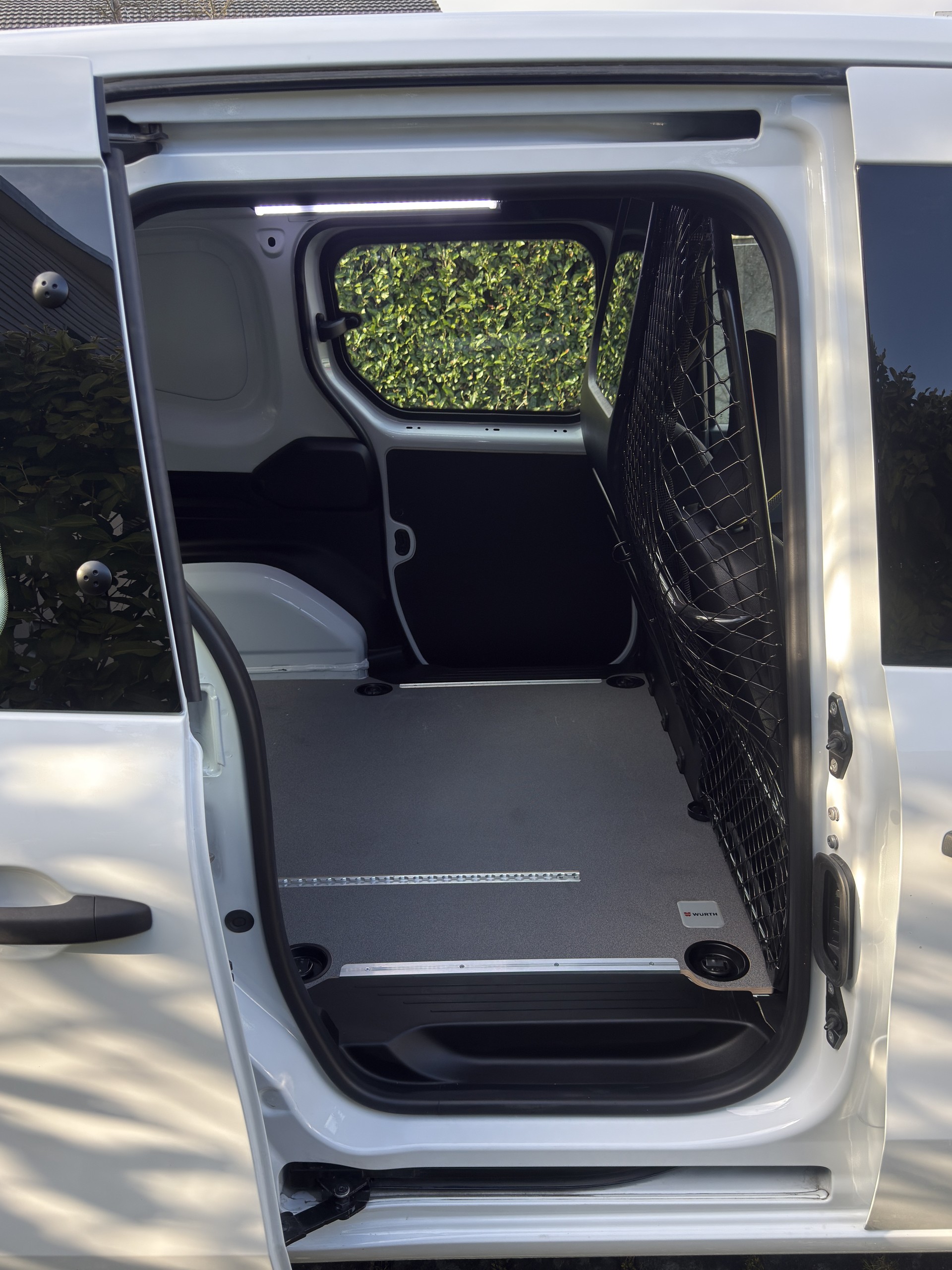 RENAULT Kangoo Van 1.5 dCi 95 Extra-image-13