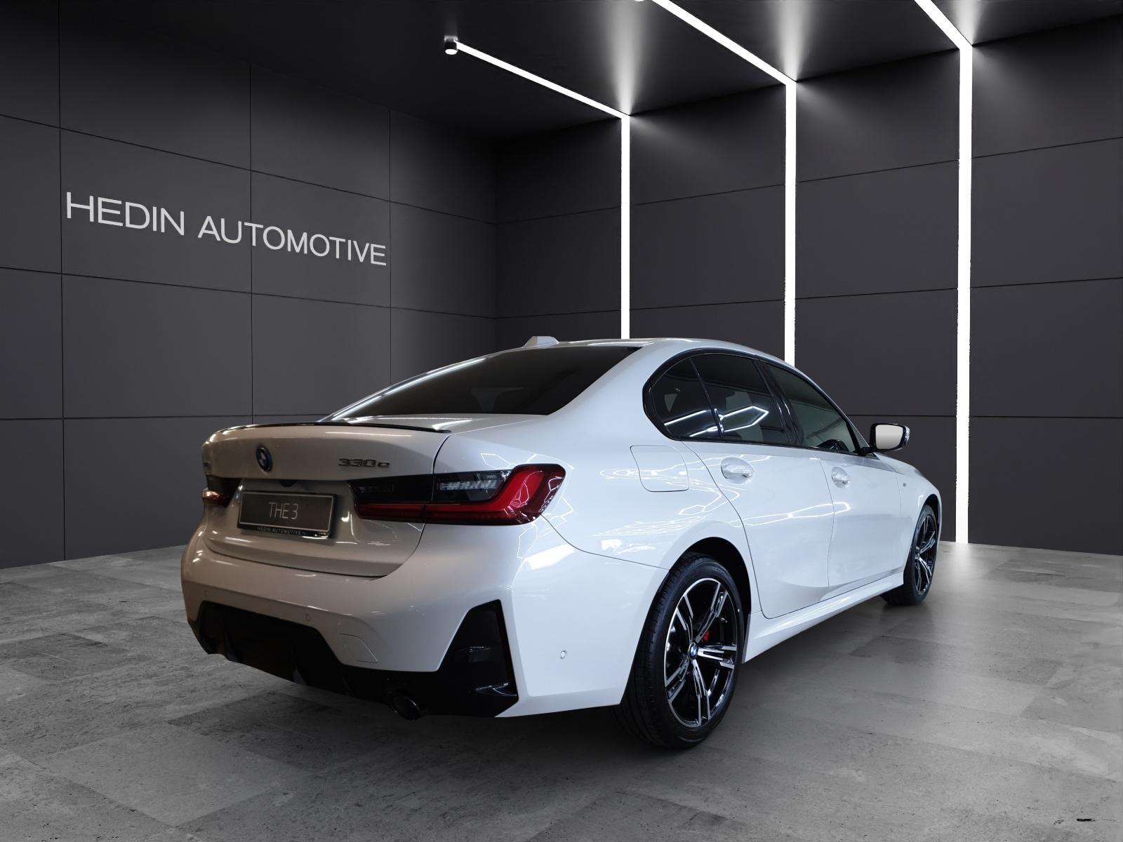 BMW 330e xDrive-image-4