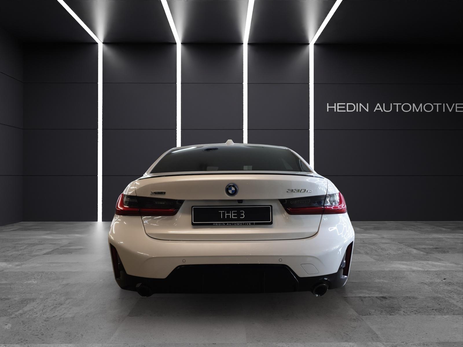 BMW 330e xDrive-image-3