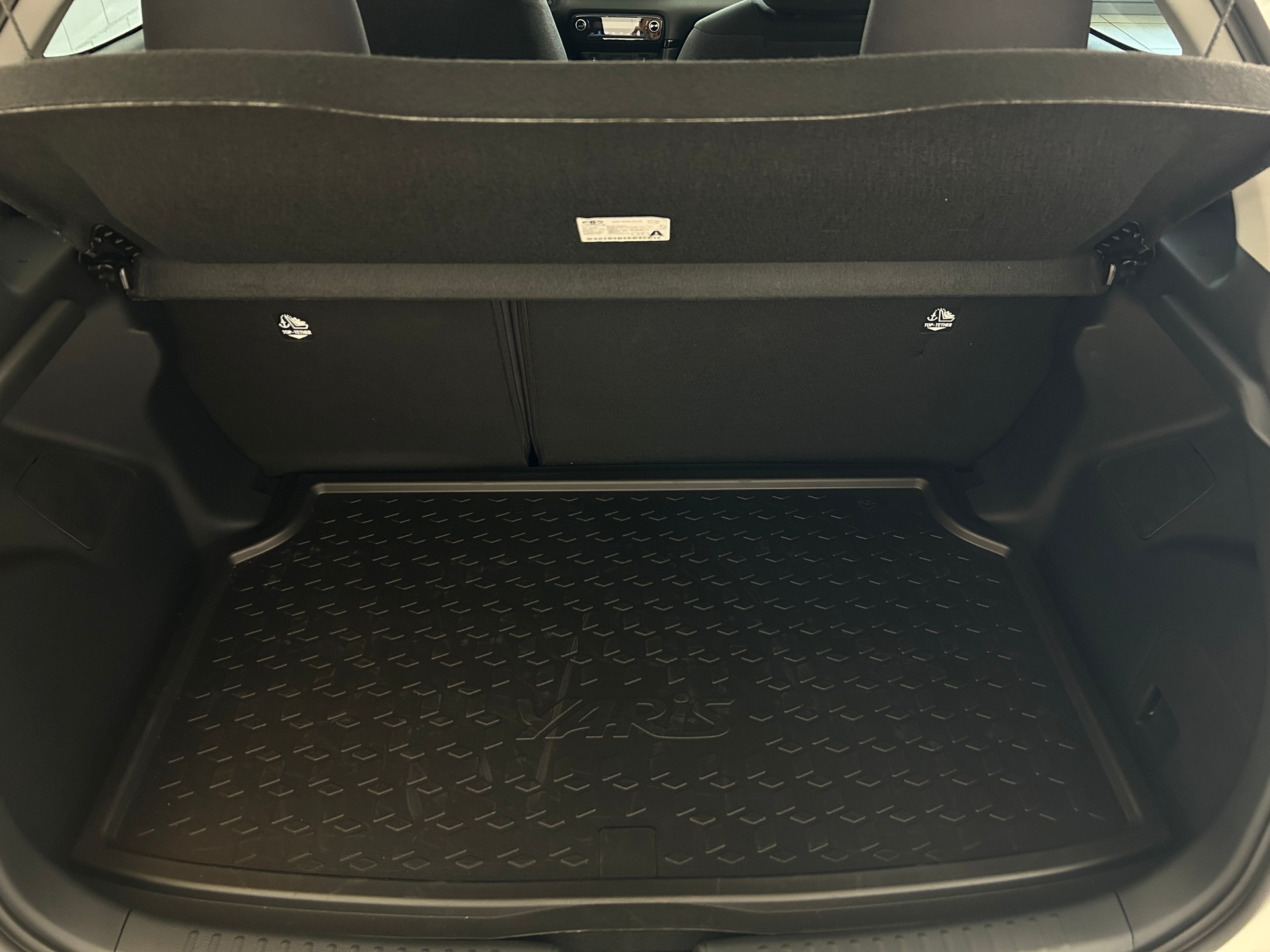 TOYOTA Yaris 1.5 Trend e-CVT-image-11