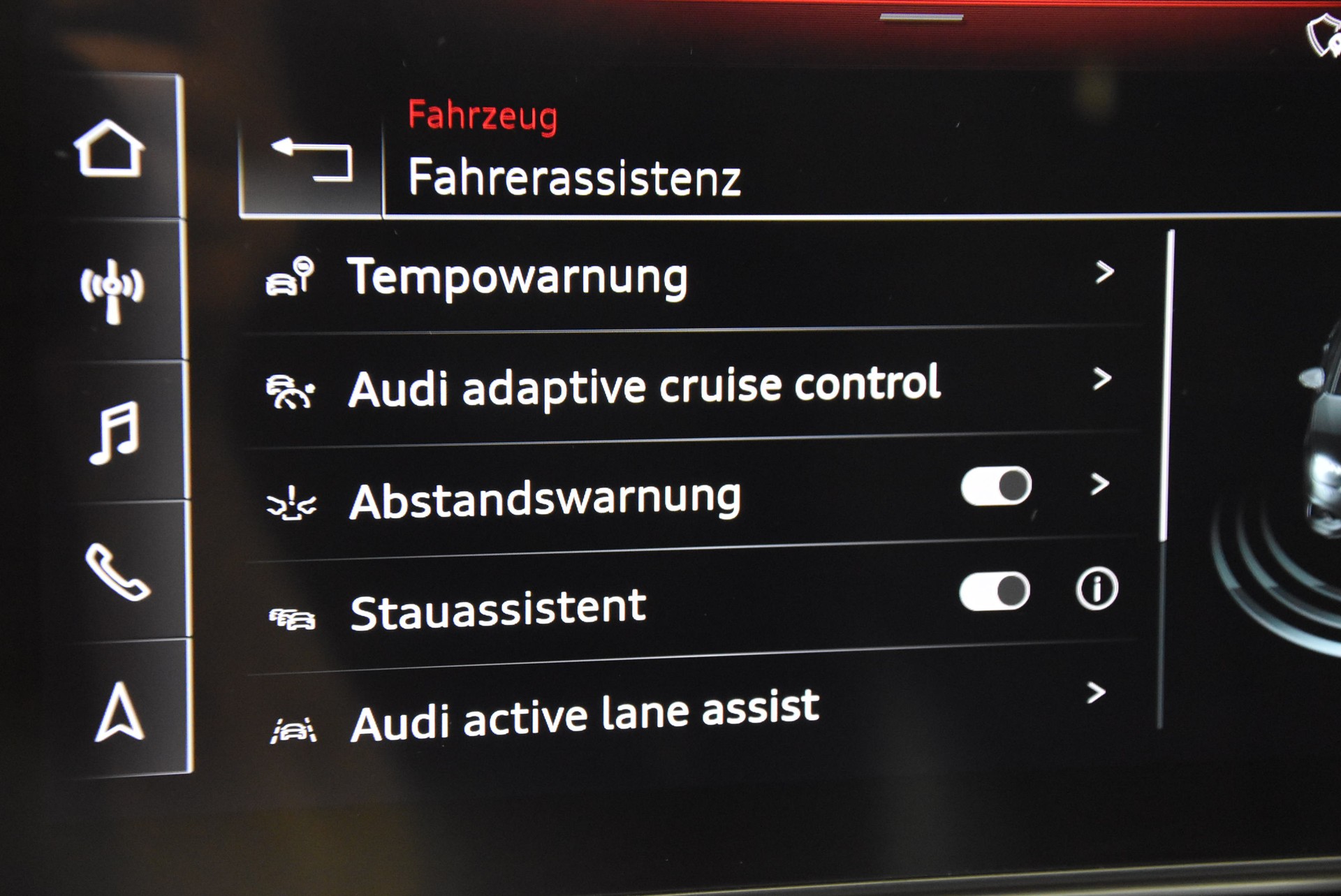 AUDI A4 Avant 40 TDI S line quattro S-tronic-image-11