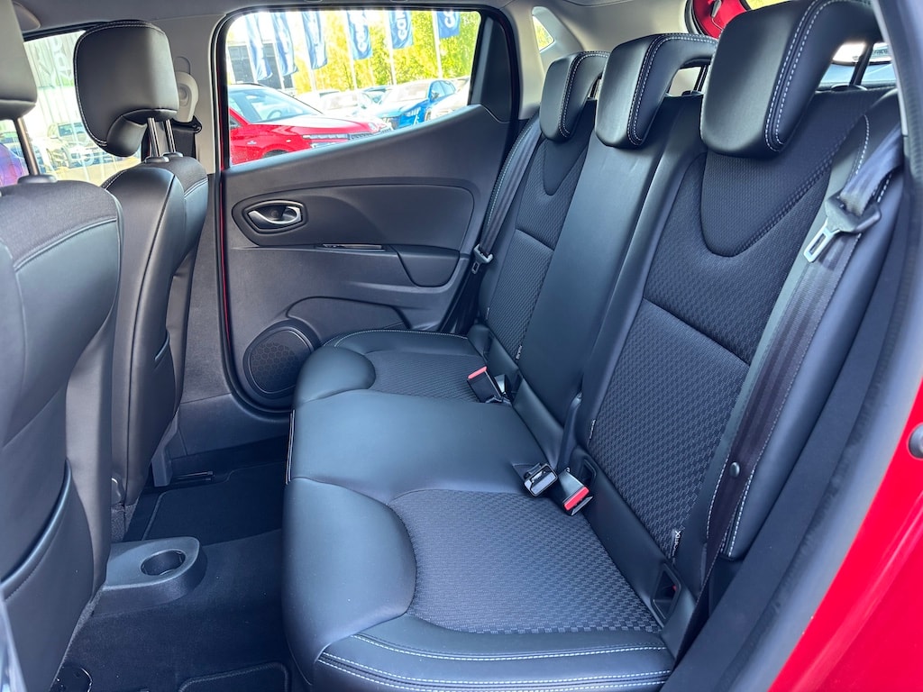 RENAULT Clio 1.2 16V T Intens EDC-image-12