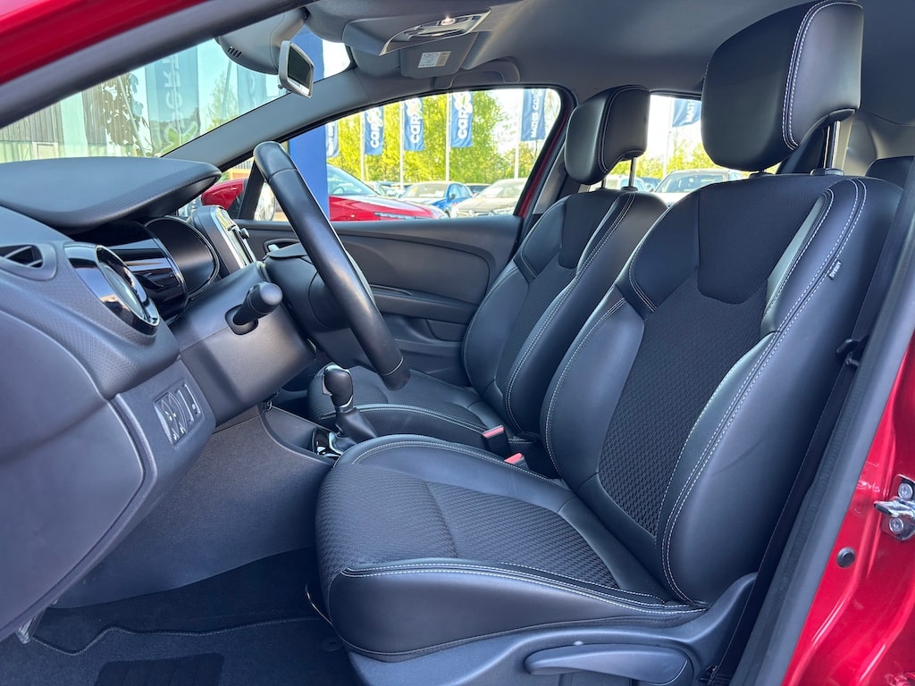 RENAULT Clio 1.2 16V T Intens EDC-image-6