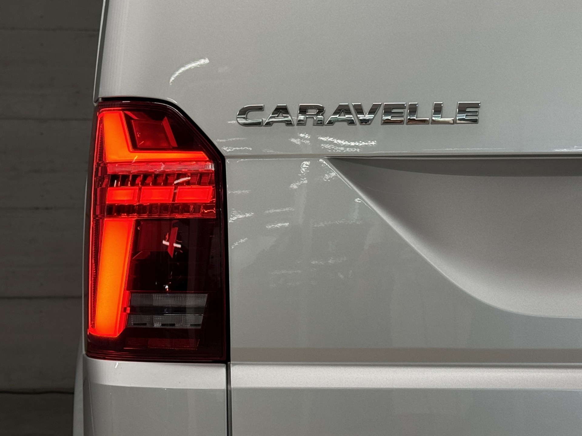 VW T6.1 Caravelle 2.0 TDI Comfortline Liberty DSG LWB-image-4