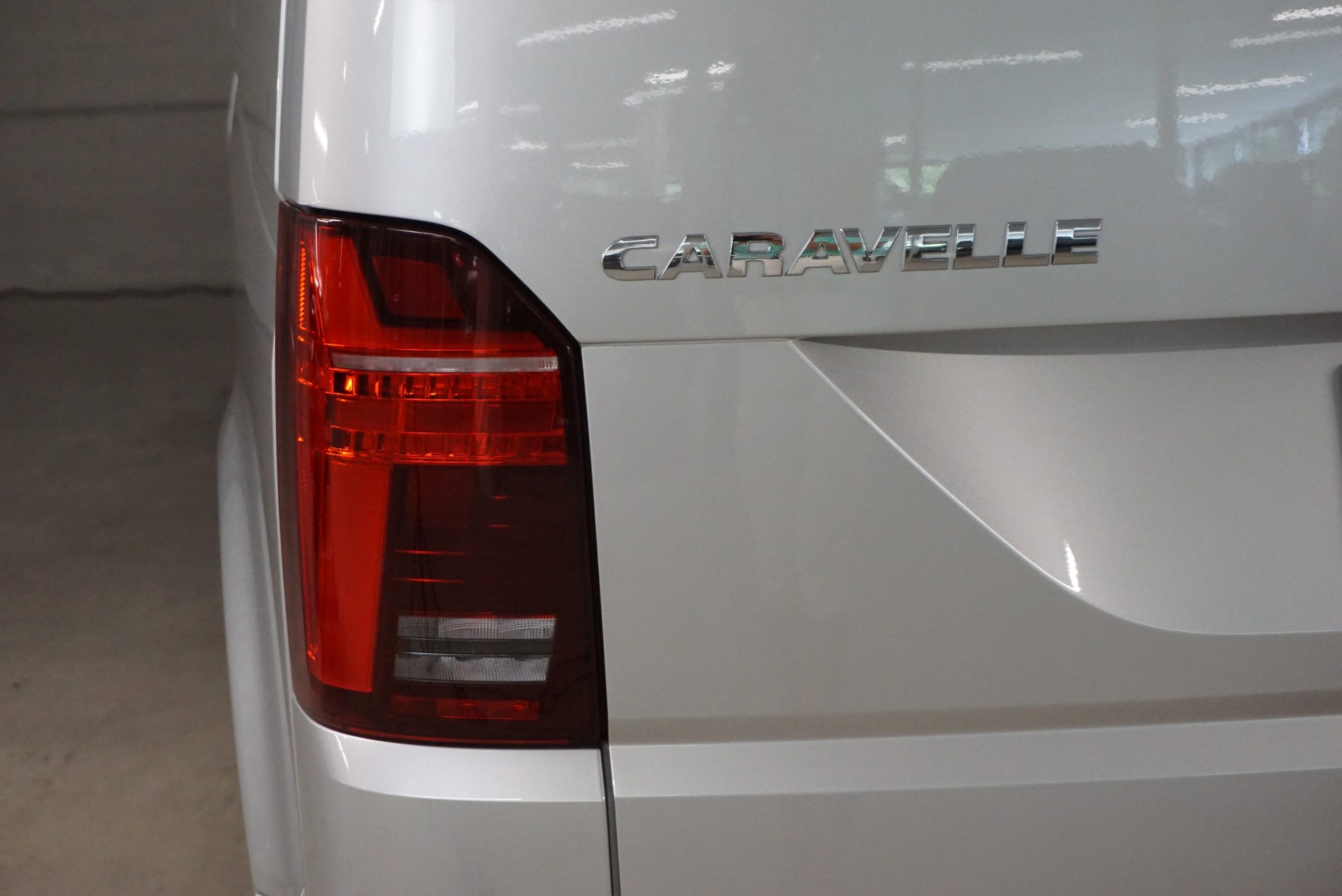 VW T6.1 Caravelle 2.0 TDI Comfortline Liberty DSG LWB-image-5