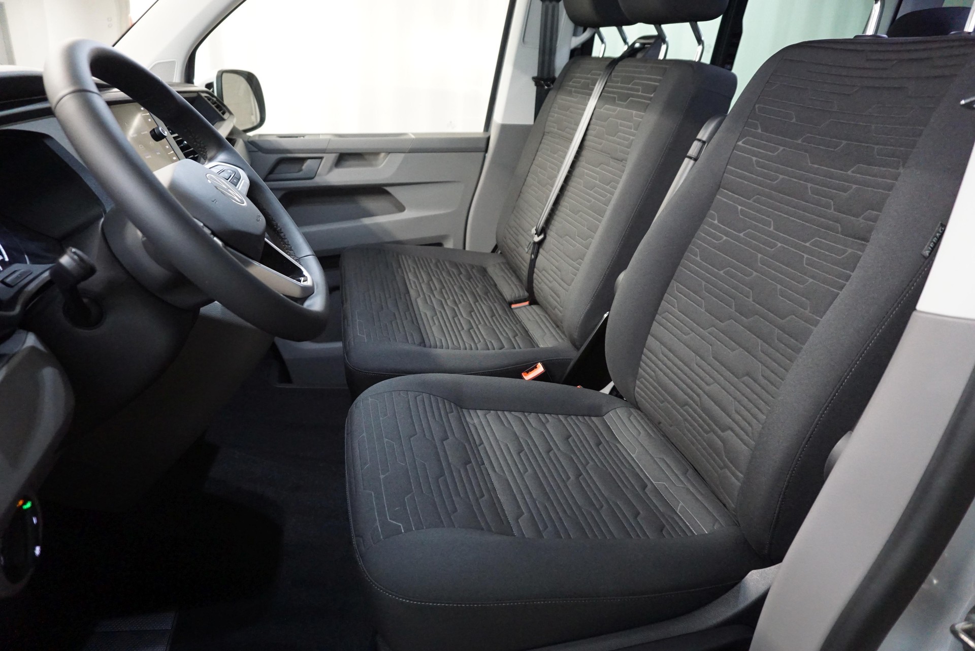 VW T6.1 Caravelle 2.0 TDI Comfortline Liberty DSG LWB-image-6