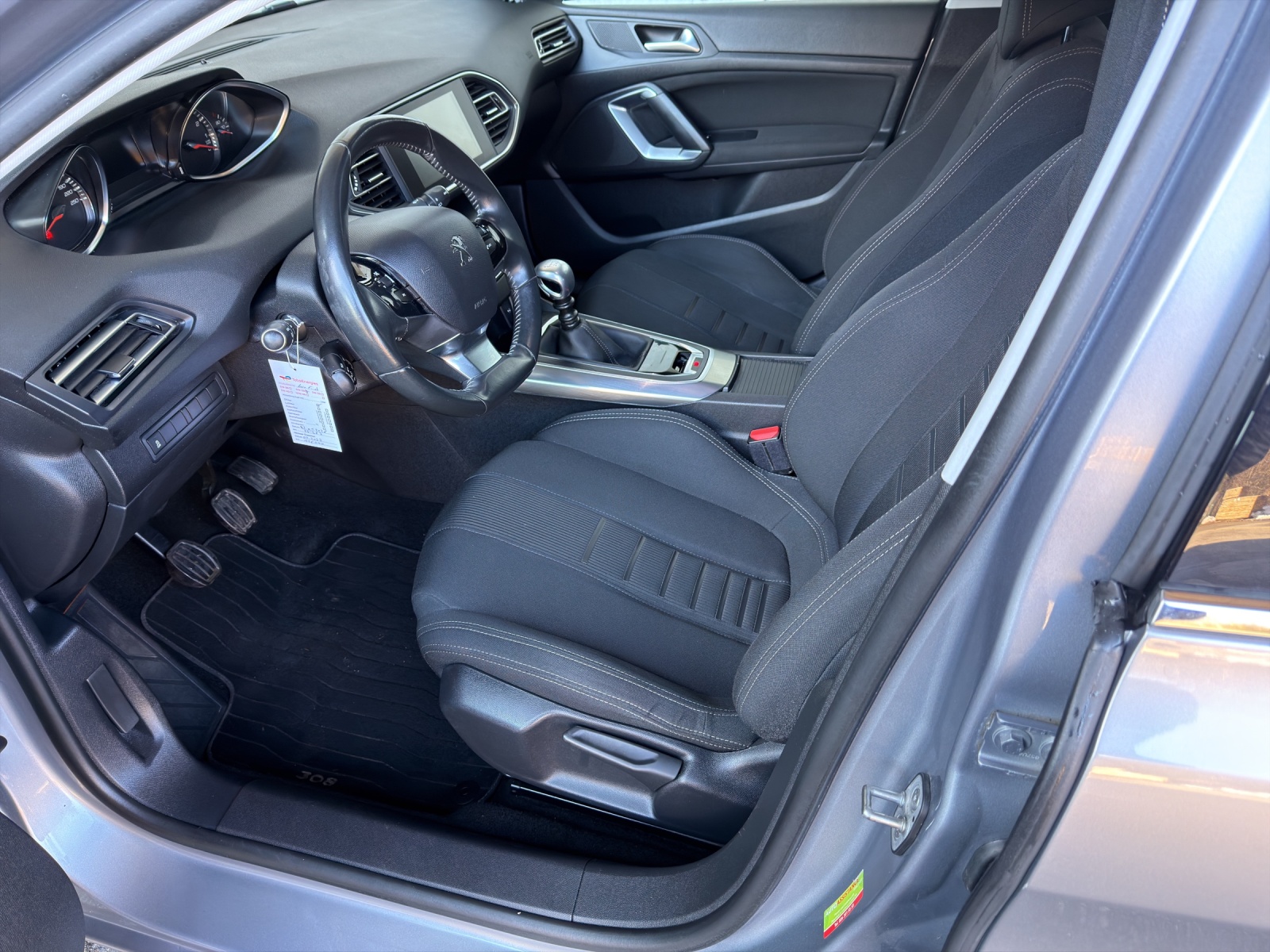 PEUGEOT 308 1.6 THP Access-image-9