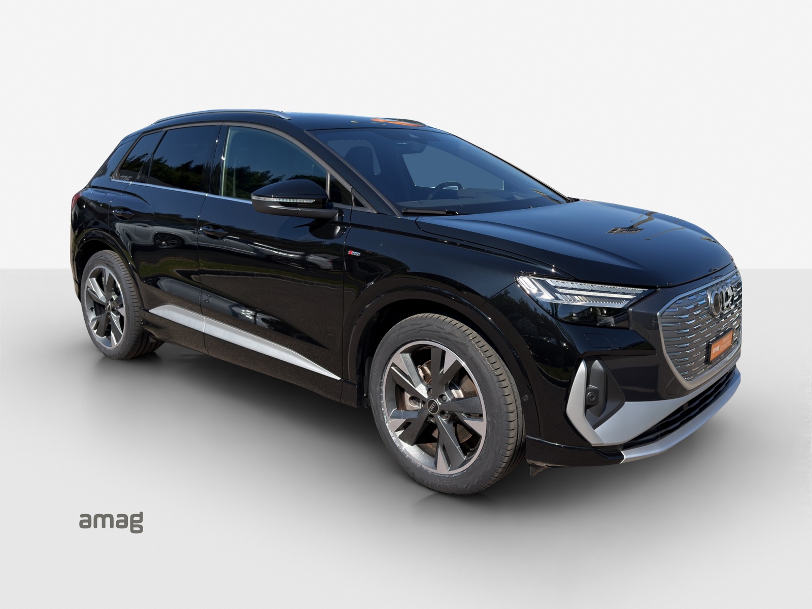 AUDI Q4 e-tron 40-image-6