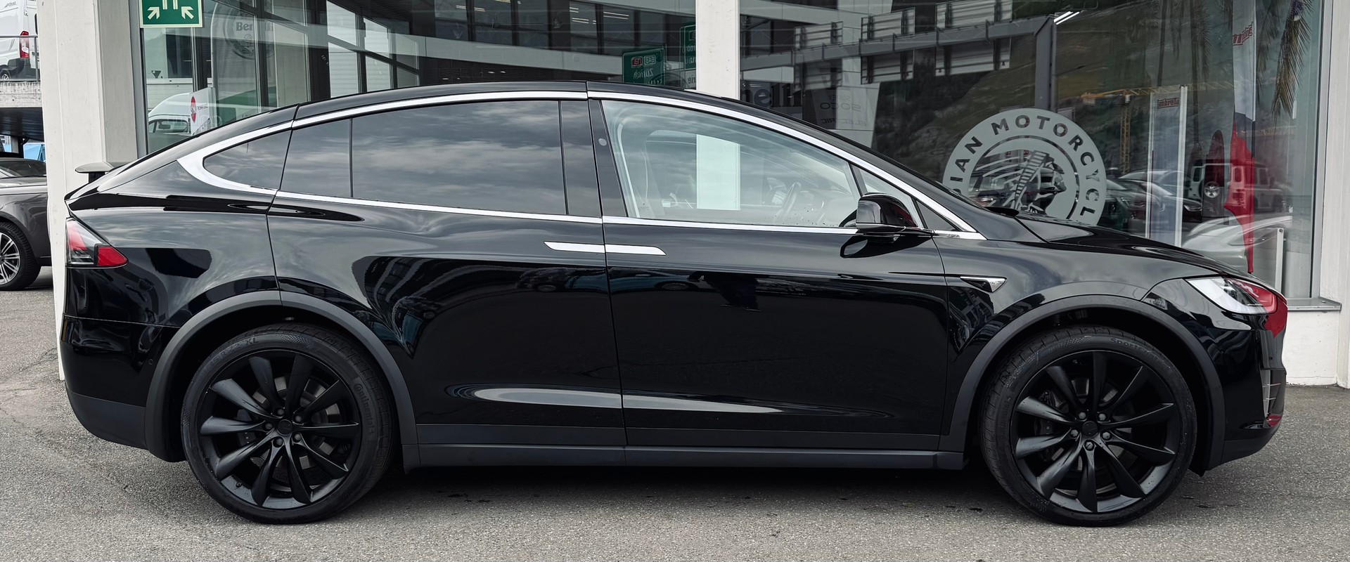 TESLA Model X 100 D-image-2