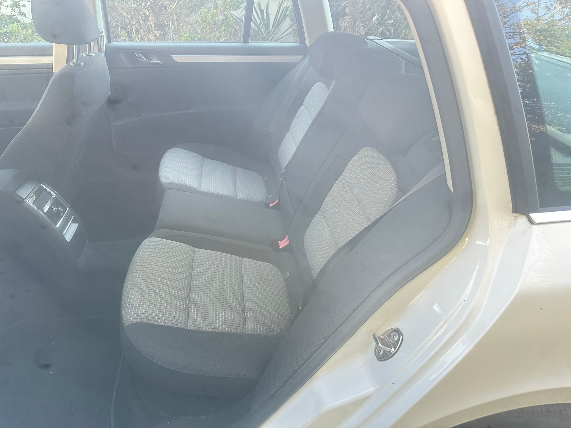 SKODA Superb Combi 1.8 TSI Elegance-image-7