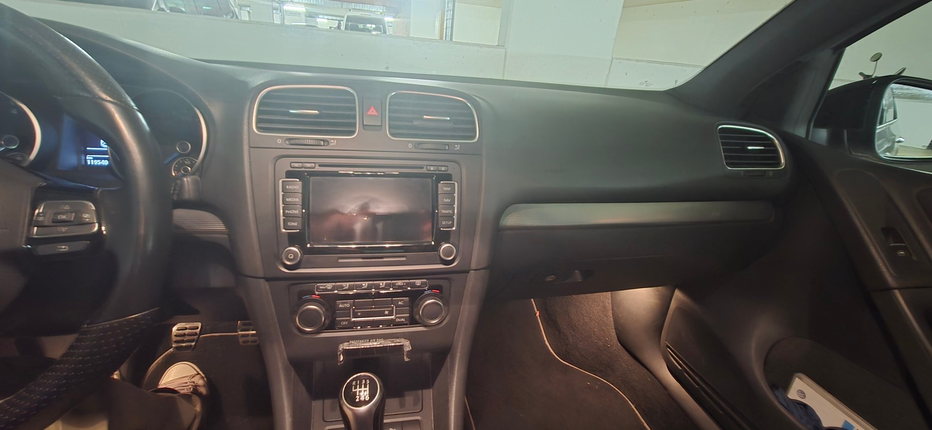 VW 2.0 TSI R 4motion-image-3