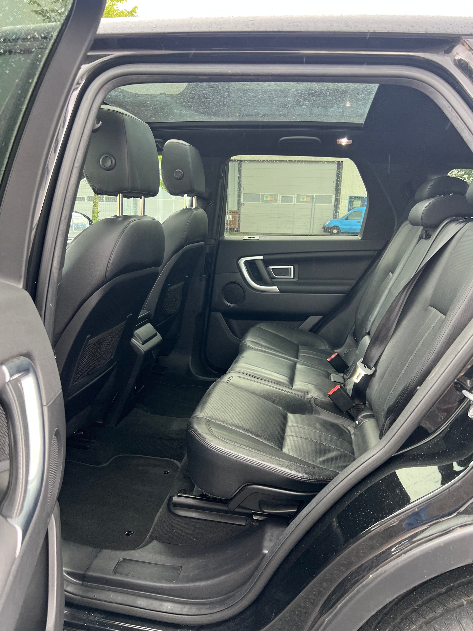 LAND ROVER Discovery Sport 2.0 Si4 HSE AT9-image-14