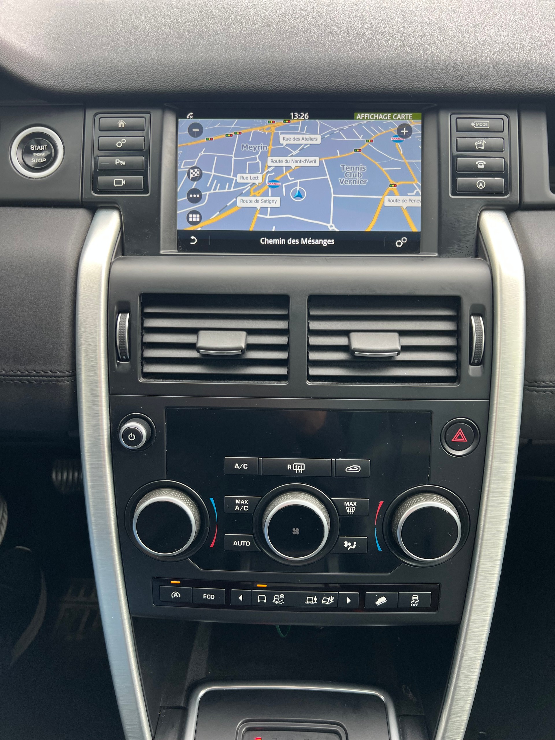 LAND ROVER Discovery Sport 2.0 Si4 HSE AT9-image-12
