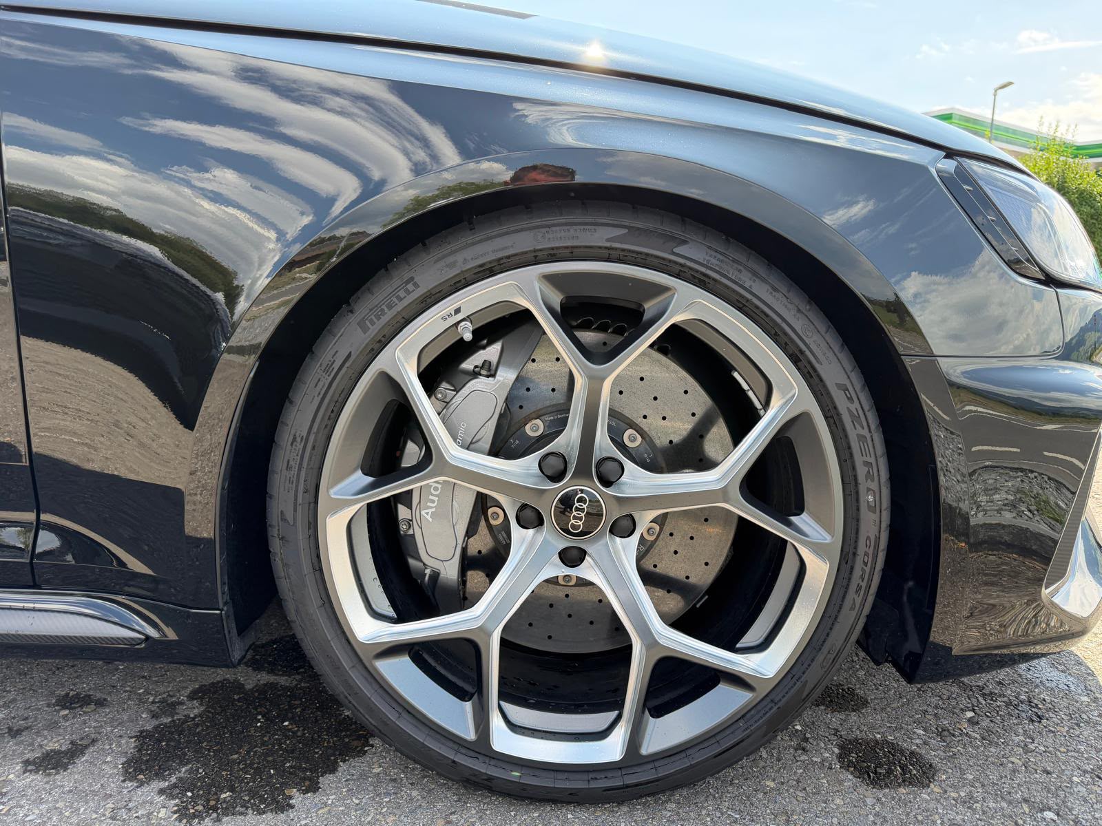 AUDI RS4 Avant 25 year edition quattro tiptronic-image-17