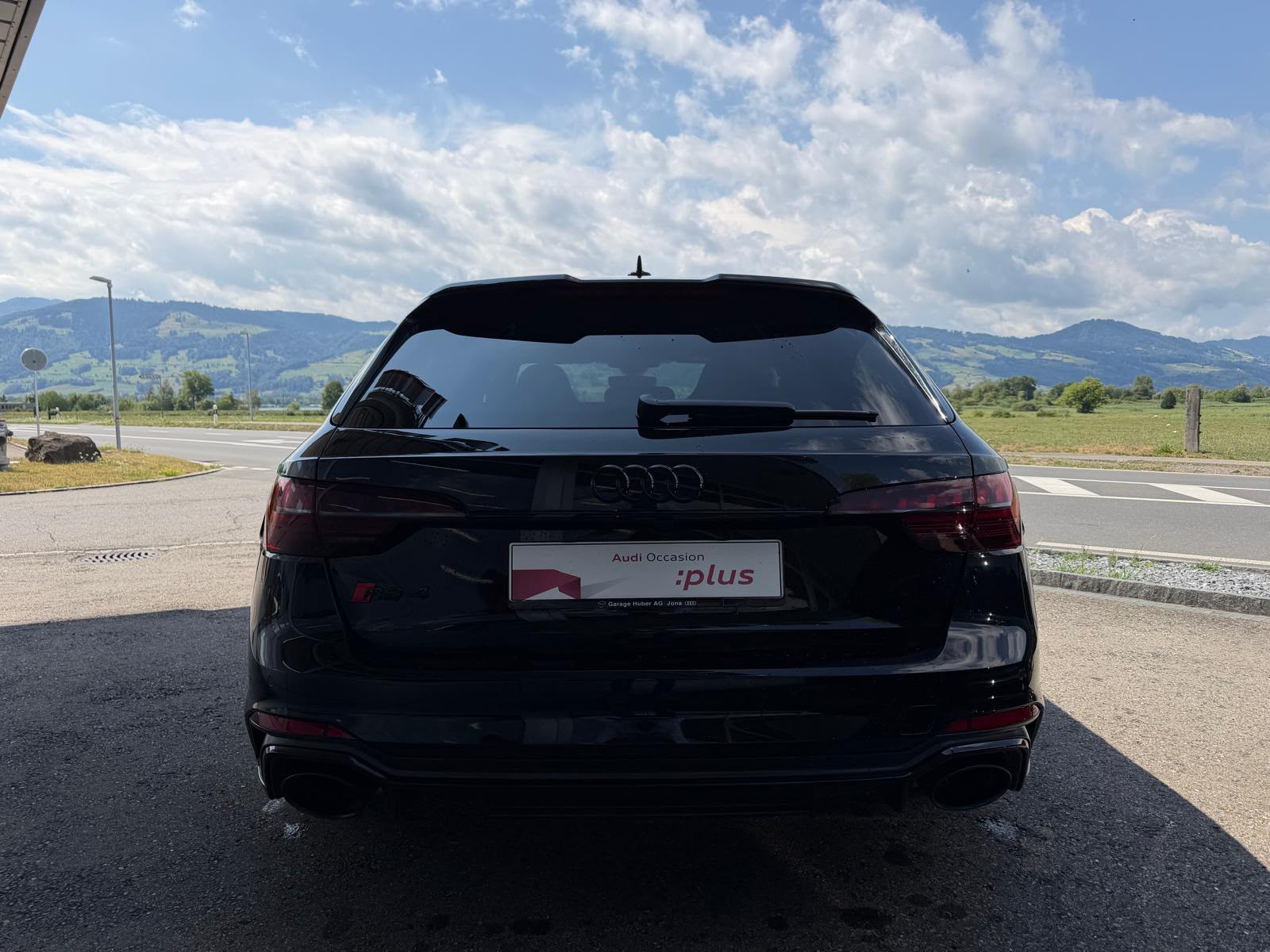 AUDI RS4 Avant 25 year edition quattro tiptronic-showroom-element-3