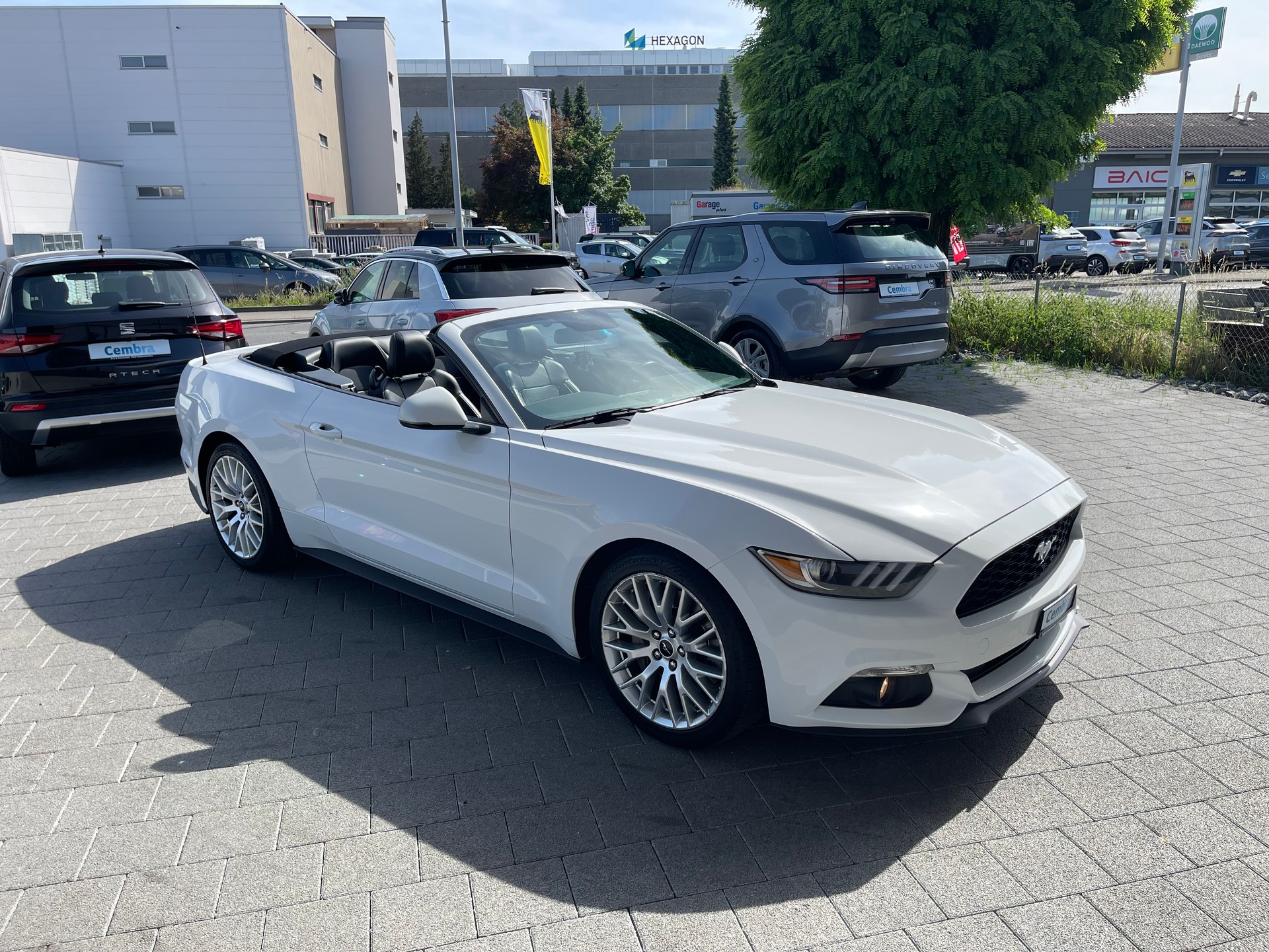 FORD Mustang Convertible 2.3 Automat-image-3
