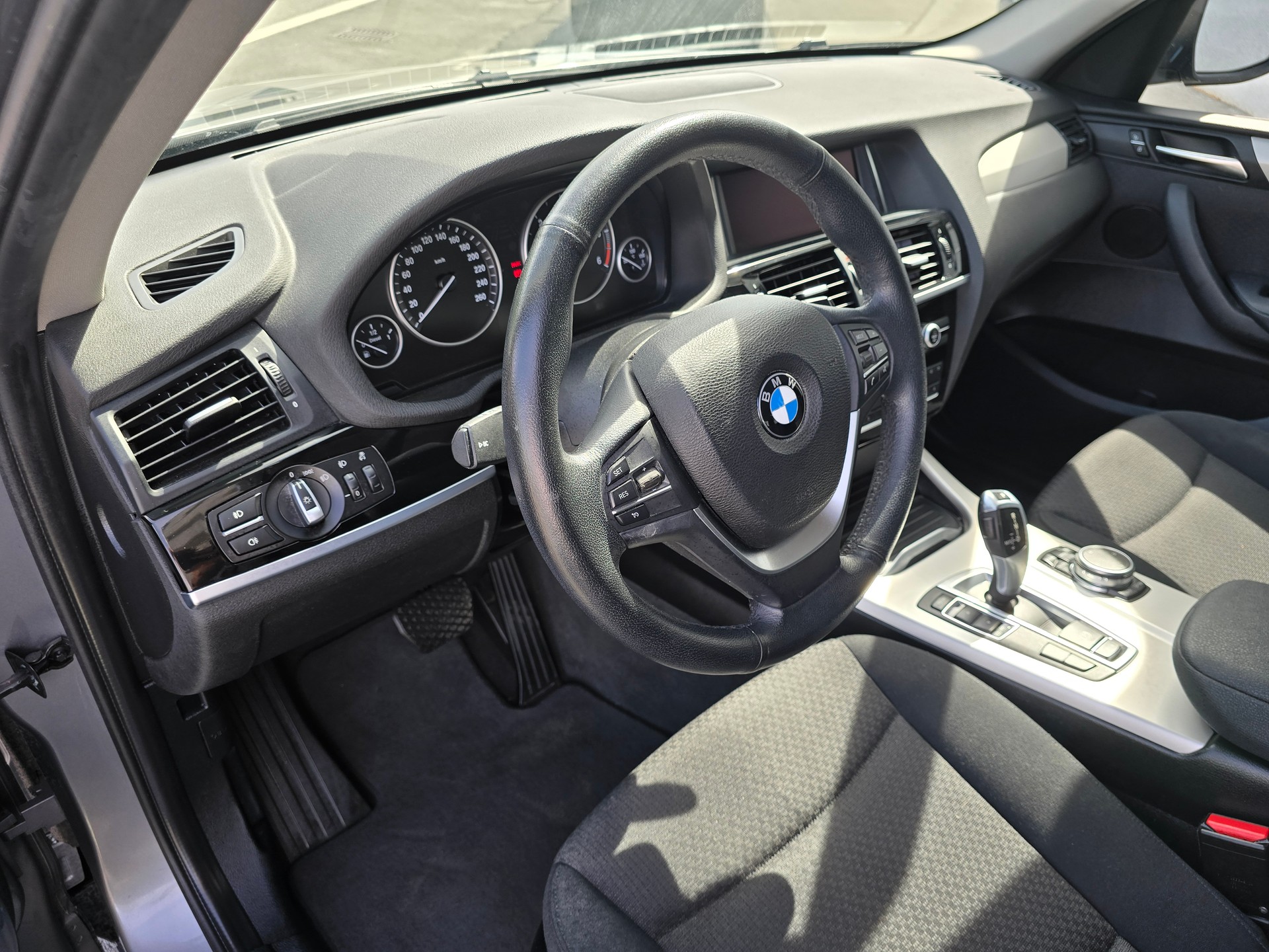 BMW X3 xDrive 20d Steptronic-image-11