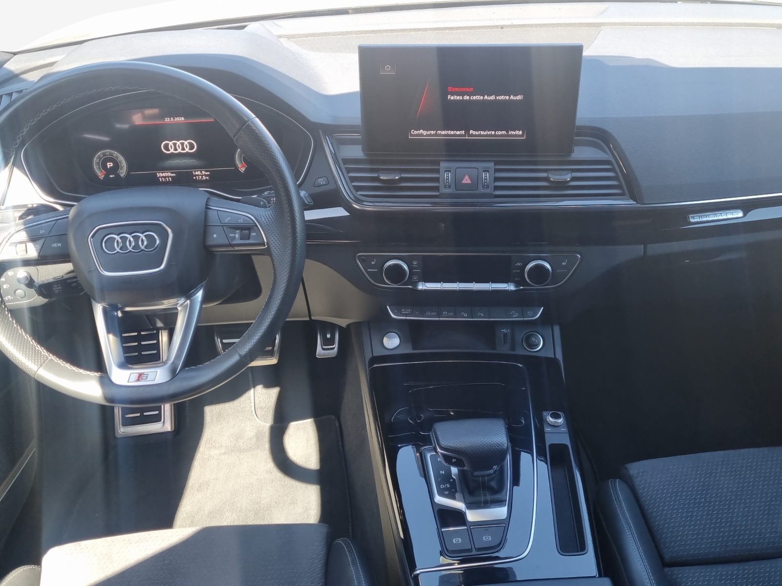 AUDI Q5 Sportback 45 TFSI Black Edition quattro S-tronic-image-8