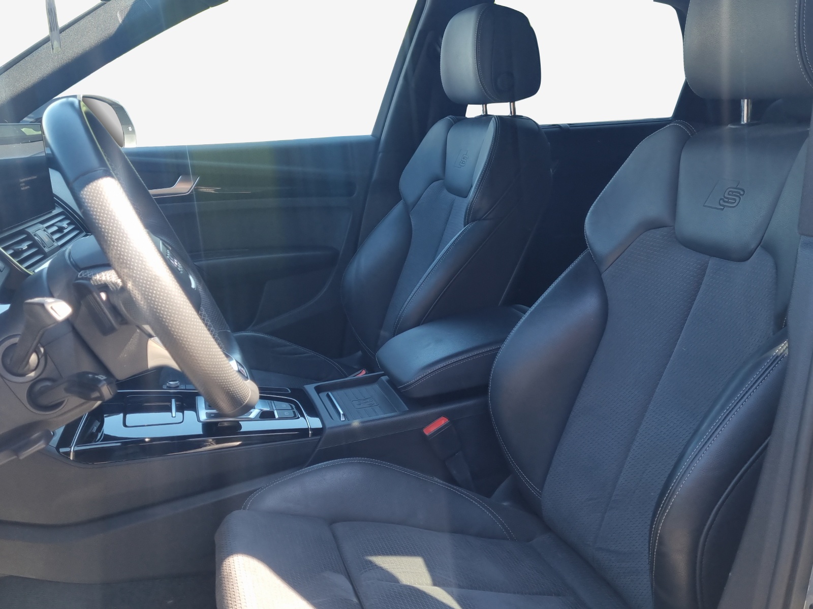 AUDI Q5 Sportback 45 TFSI Black Edition quattro S-tronic-image-7