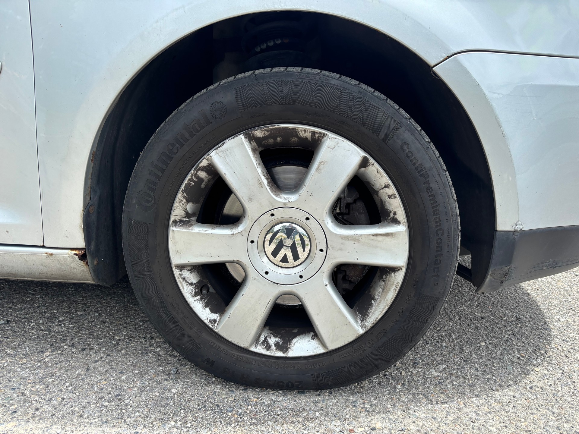 VW Touran 2.0 FSI Trendline-image-14