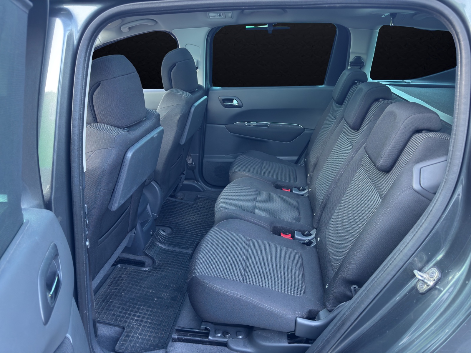 PEUGEOT 5008 1.6 16V T Sport Pack 156-PS 7-Plätzer Frisch MFK & abService Schweizer Fahrzeug aus erster Schweizer Hand-image-12