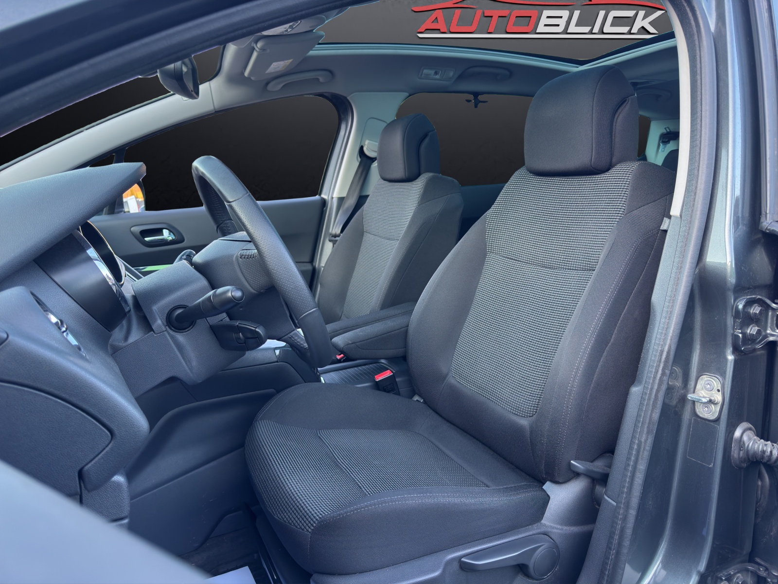 PEUGEOT 5008 1.6 16V T Sport Pack 156-PS 7-Plätzer Frisch MFK & abService Schweizer Fahrzeug aus erster Schweizer Hand-image-8