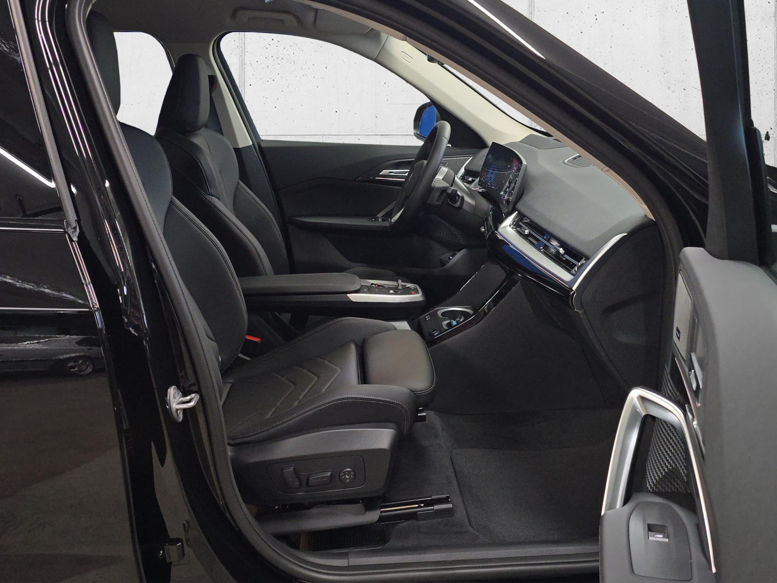 BMW X1 xDrive 20d 48V-image-10