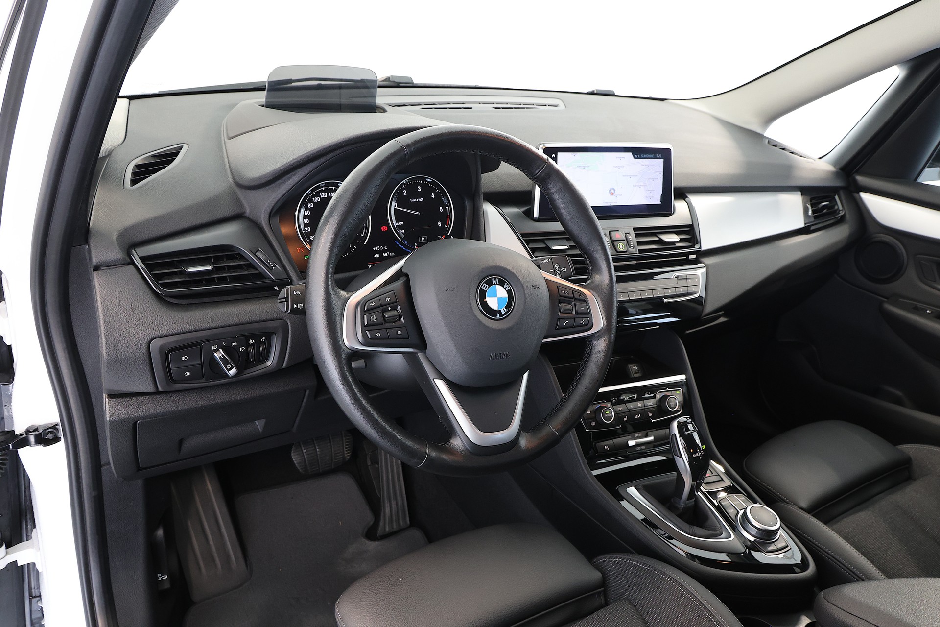 BMW 220d xDrive Gran Tourer Steptronic-image-7