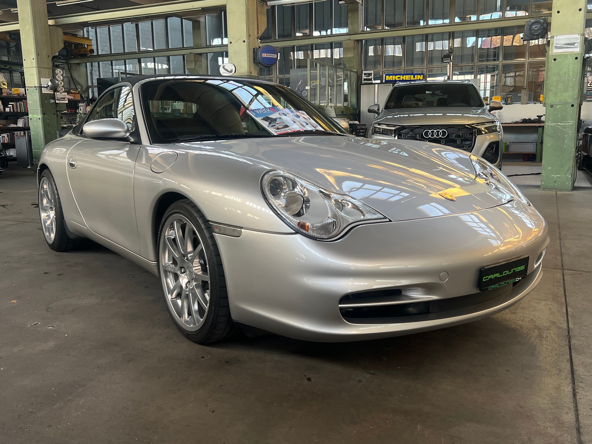 PORSCHE 911 Carrera 4 Cabrio-image-8