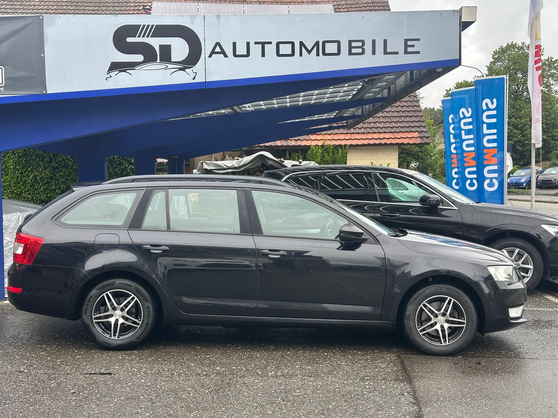 SKODA Octavia Combi 1.6 TDI Elegance-image-2