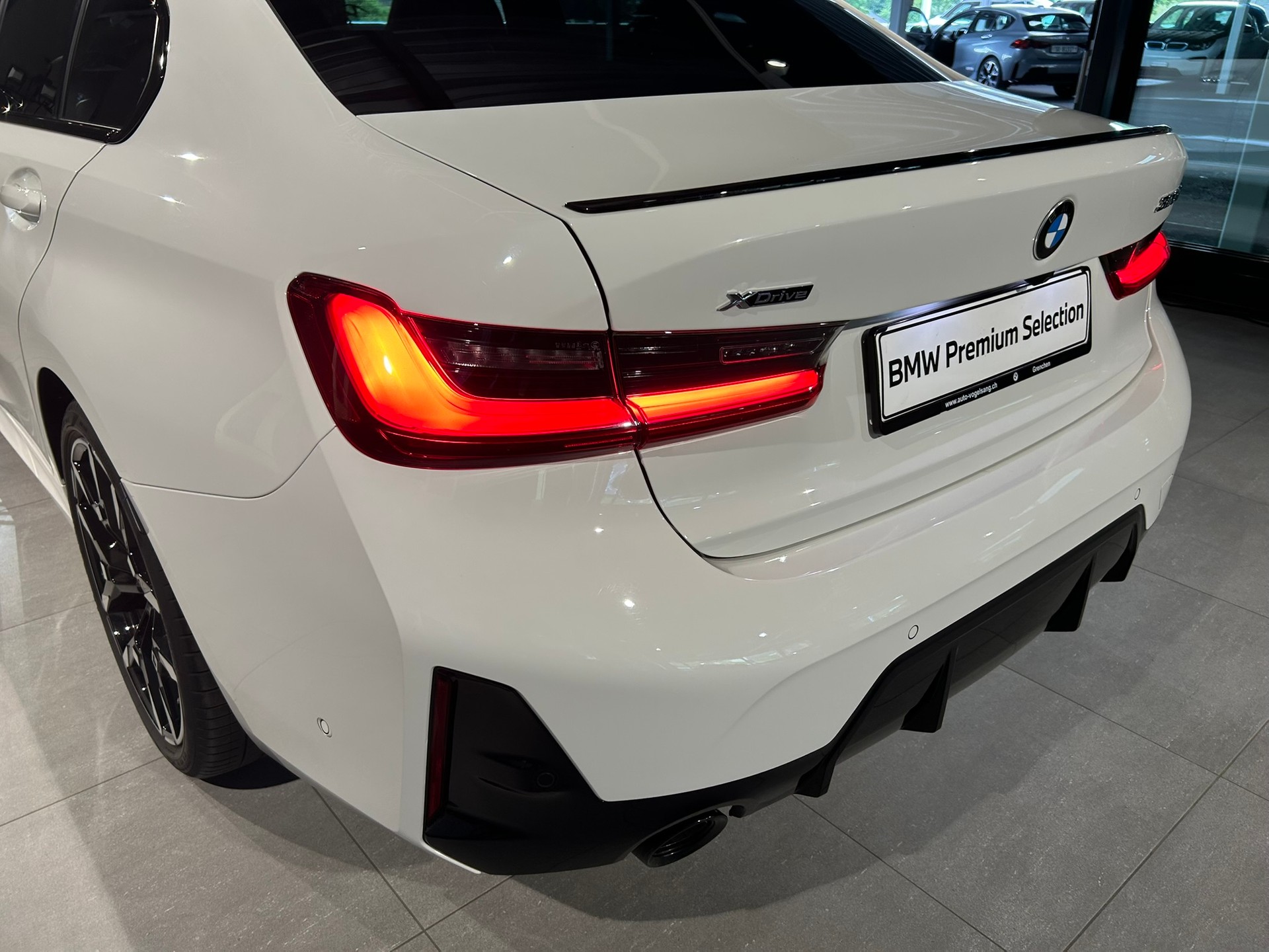 BMW 320d xDrive 48V Steptronic M Sport Pro-image-19