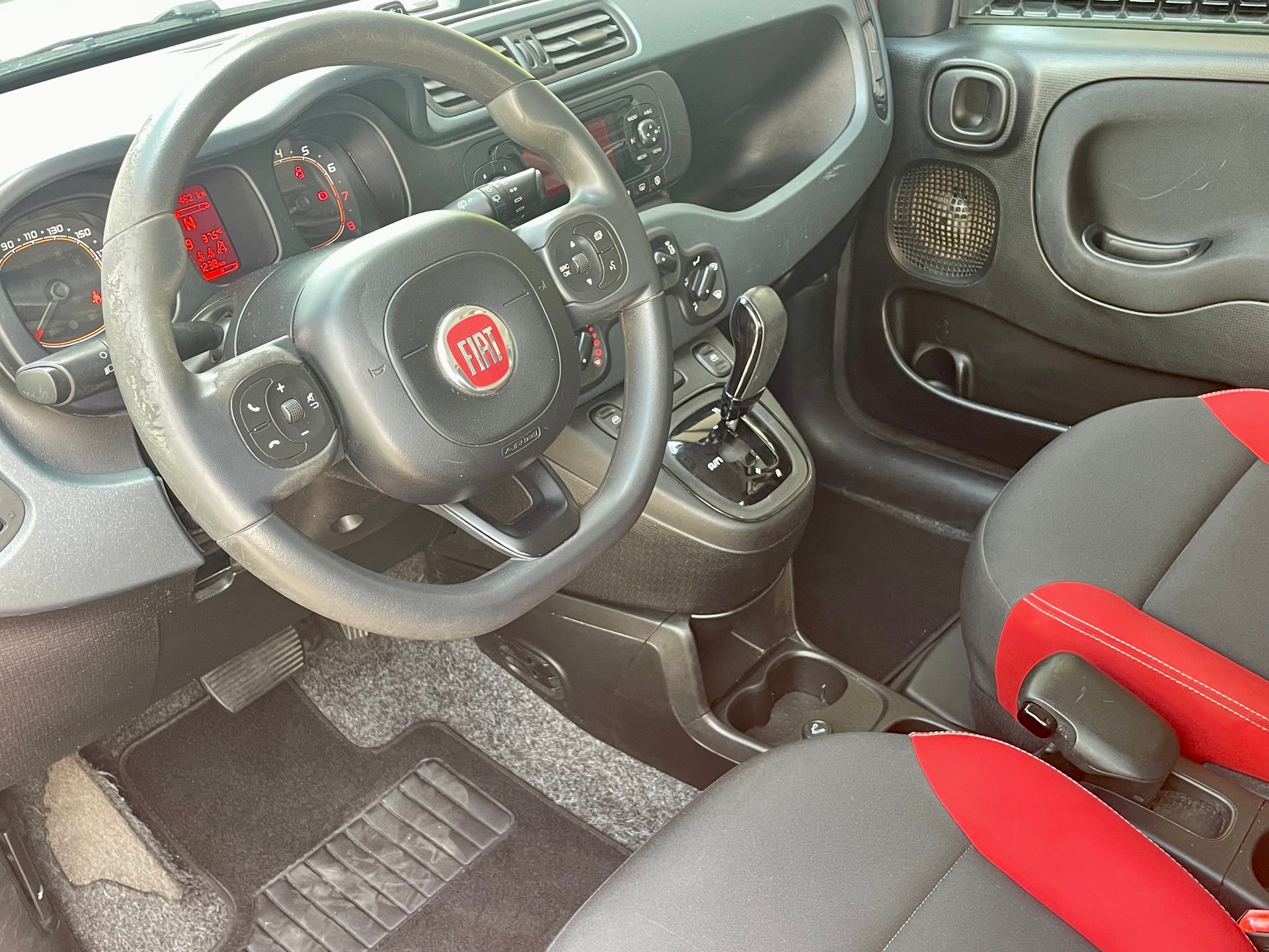 FIAT Panda 0.9 Twinair Turbo Lounge MTA-image-2