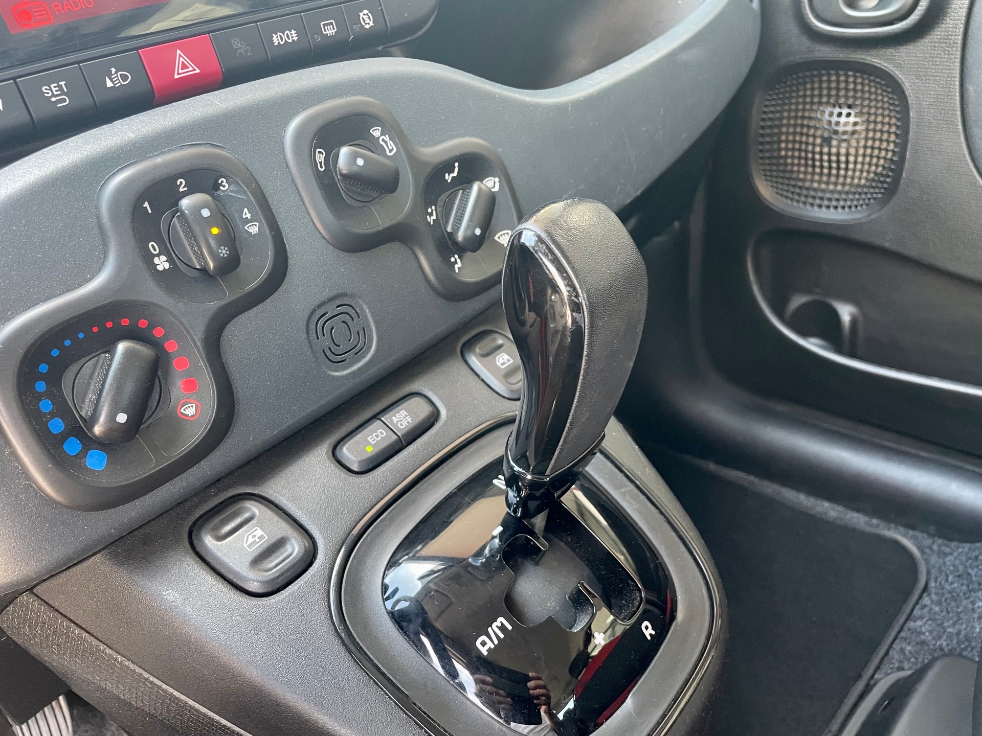 FIAT Panda 0.9 Twinair Turbo Lounge MTA-image-3