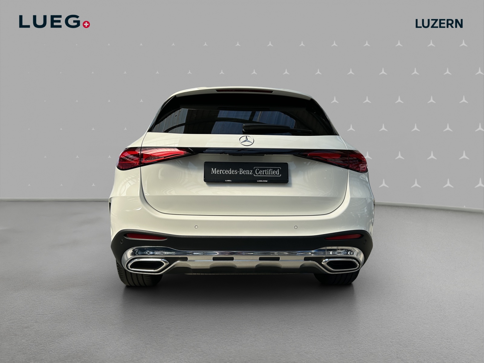 MERCEDES-BENZ GLC 300 4Matic AMG Line 9G-Tronic-image-3