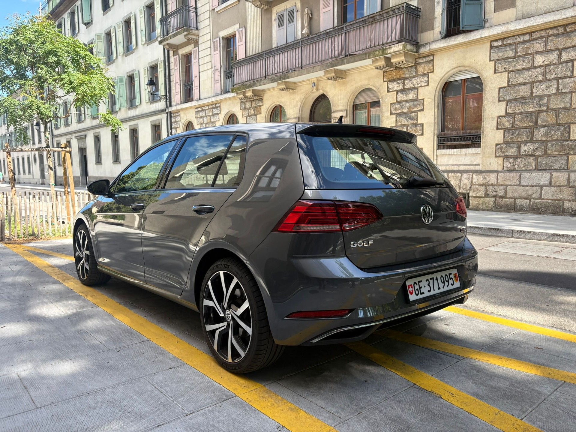 VW 2.0 TDI Comfortline DSG 4m-image-3
