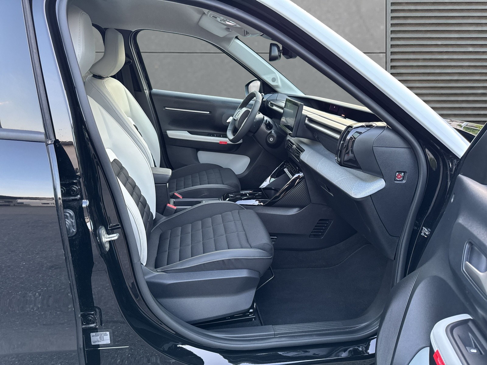 CITROEN C3 Aircross 1.2 MHEV Max-image-8