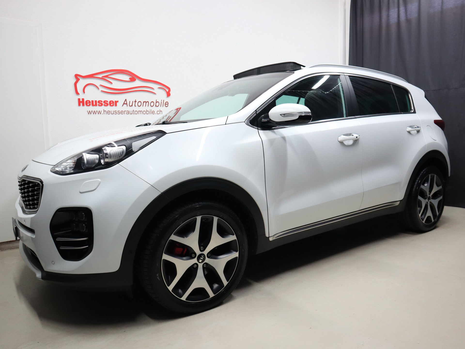 KIA Sportage 2.0CRDi Style GT Line 4WD Automat - Panorama - Navi - DAB+ - JBL - Kamera - 185 PS-image-1