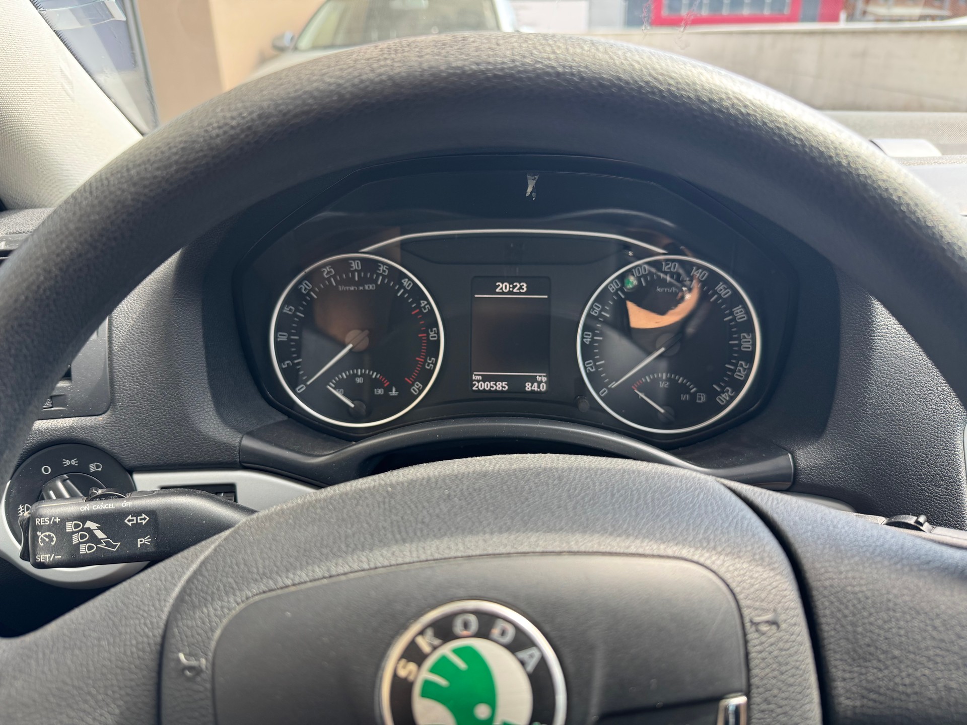 SKODA Octavia Combi 1.9 TDI Swiss Adventure 4x4-image-7