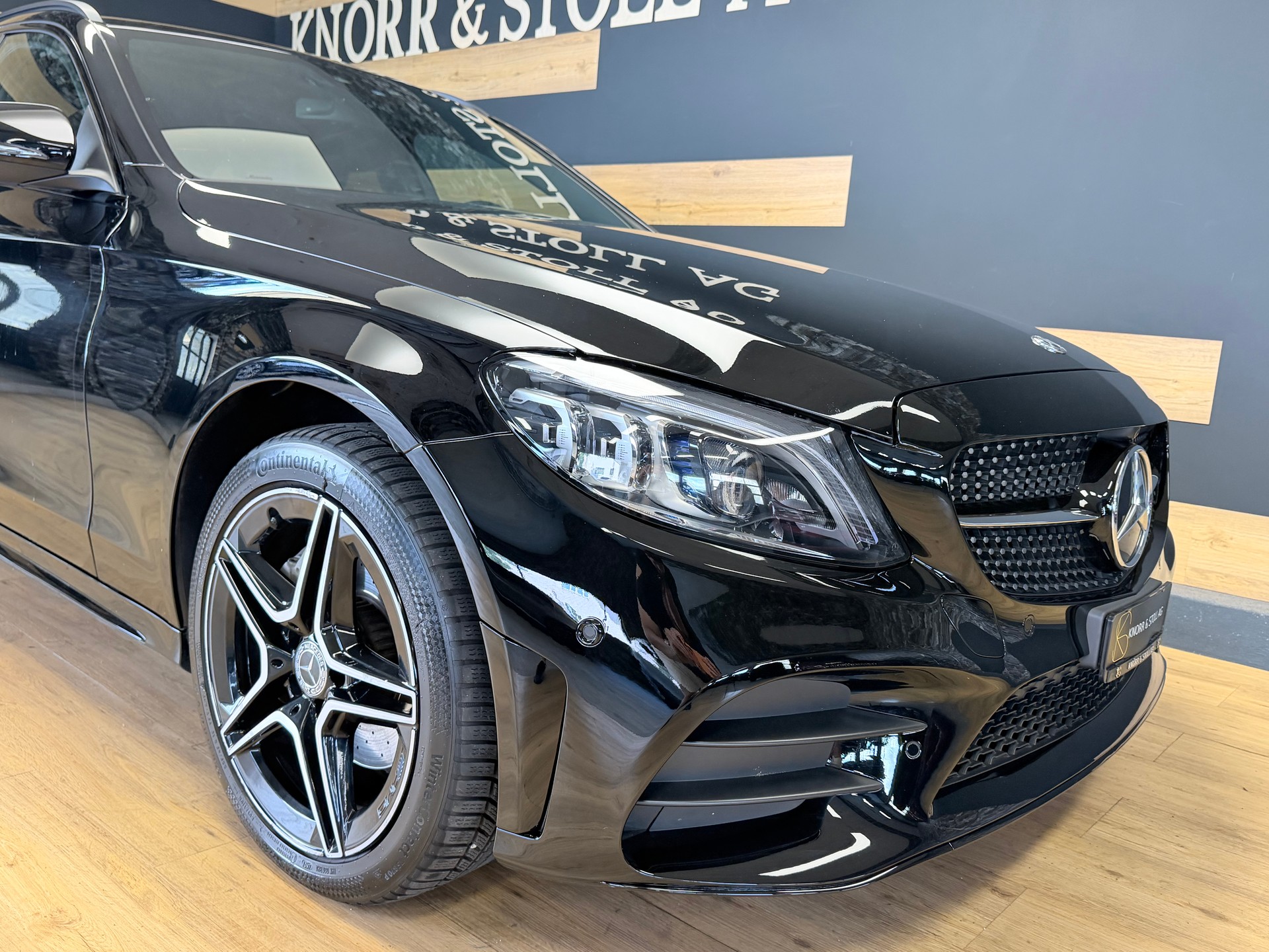 MERCEDES-BENZ C 200 Swiss Star AMG Line 4M 9G-Tronic-image-4