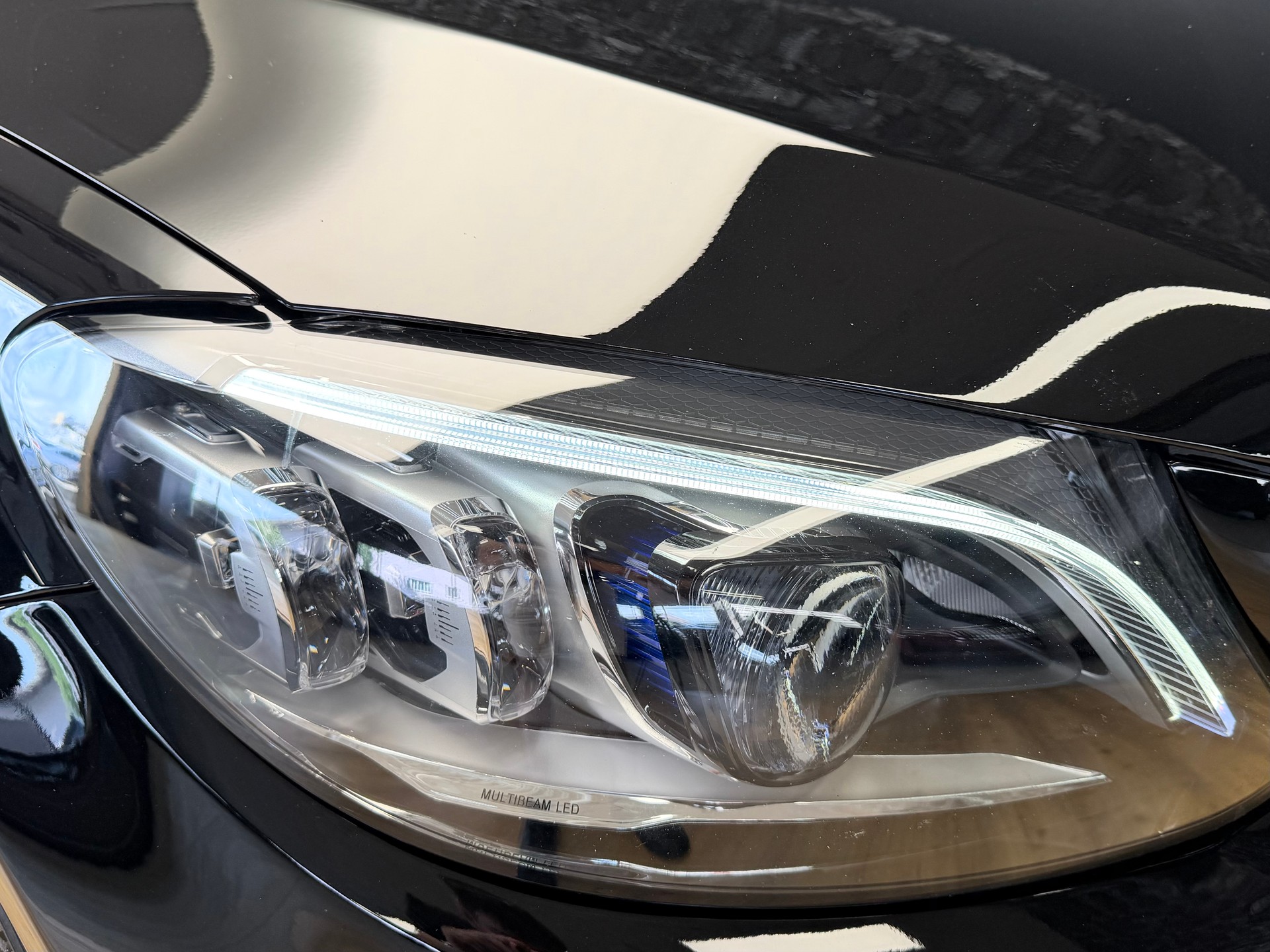 MERCEDES-BENZ C 200 Swiss Star AMG Line 4M 9G-Tronic-showroom-element-3