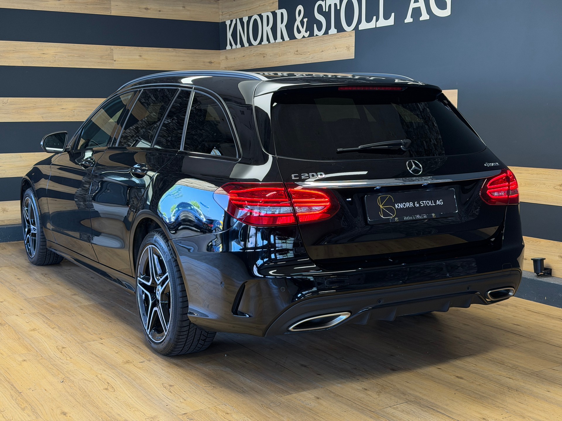 MERCEDES-BENZ C 200 Swiss Star AMG Line 4M 9G-Tronic-image-21