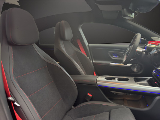 MERCEDES-BENZ CLA 200 8G-DCT 4Matic-image-11