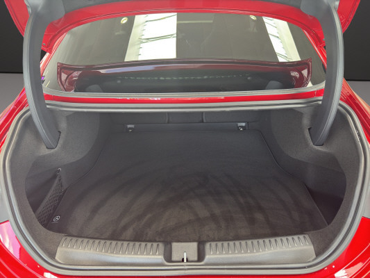 MERCEDES-BENZ CLA 200 8G-DCT 4Matic-image-12