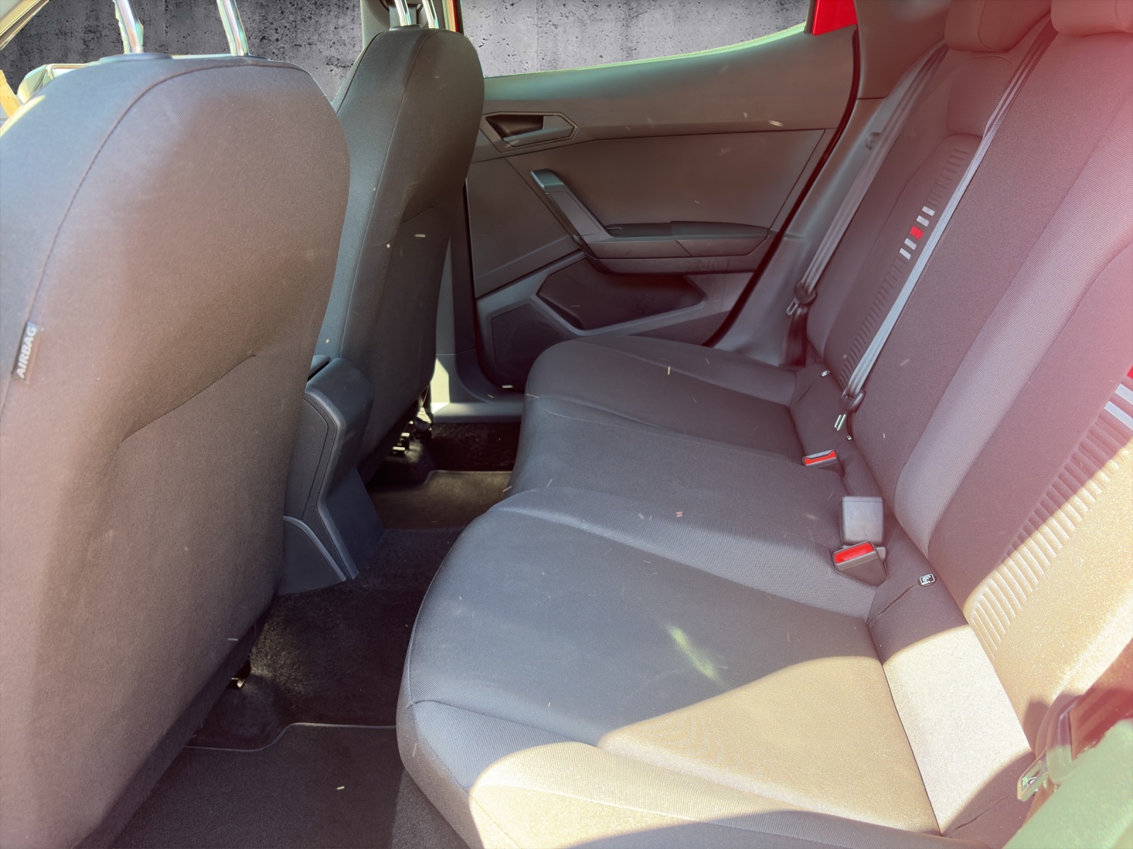 SEAT Ibiza 1.0 EcoTSI Hola FR-image-13