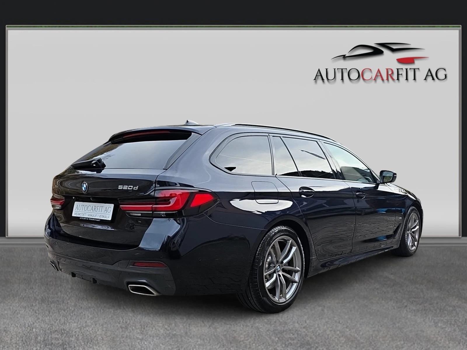 BMW 520d xDrive 48V Touring Pure M Sport Edition-image-5